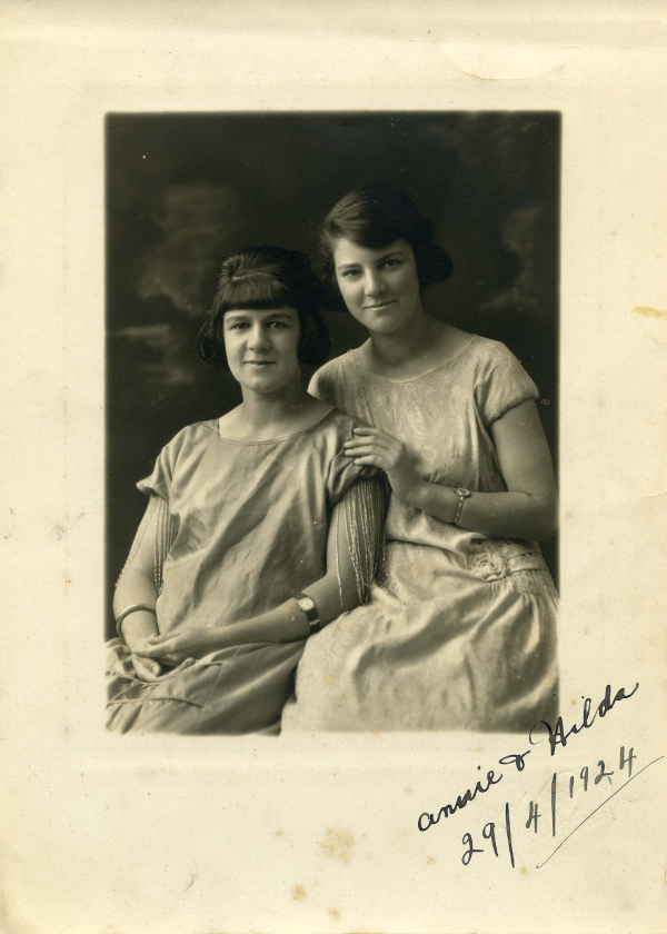 Fig. 4 Studio portrait of Anna Louisa and Hilda Ryan, Anna wearing her treasured NS bangle (by kind permission of Hilda McDonnell, Lower Hutt, NZ)